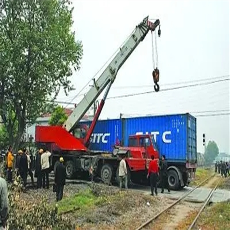 巴塘如何快速找到附近的吊车救援公司